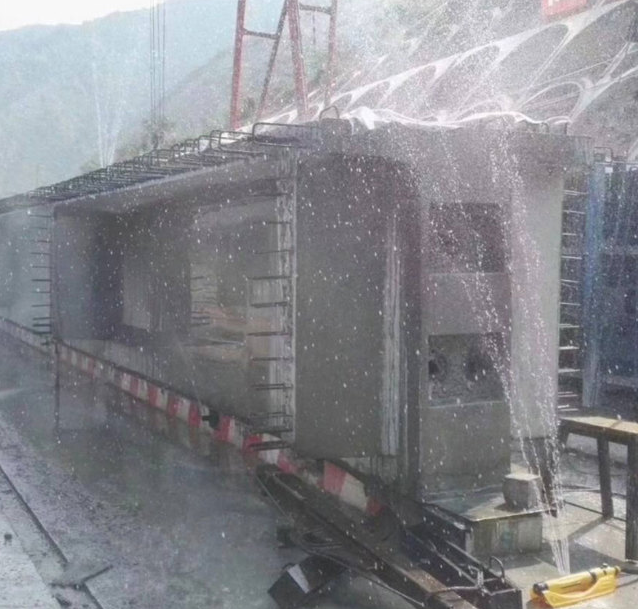 布料機(jī)、大型布料機(jī)、行走式布料機(jī)、圓筒布料機(jī)、行走式液壓布料機(jī)、移動式液壓布料機(jī)、電動布料機(jī)、手動布料機(jī)、梁場專用液壓布料機(jī)